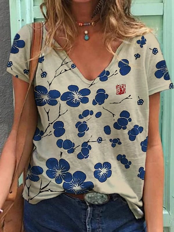 Cherry Blossom Japanese Lino Art Vintage V-Neck T-Shirt