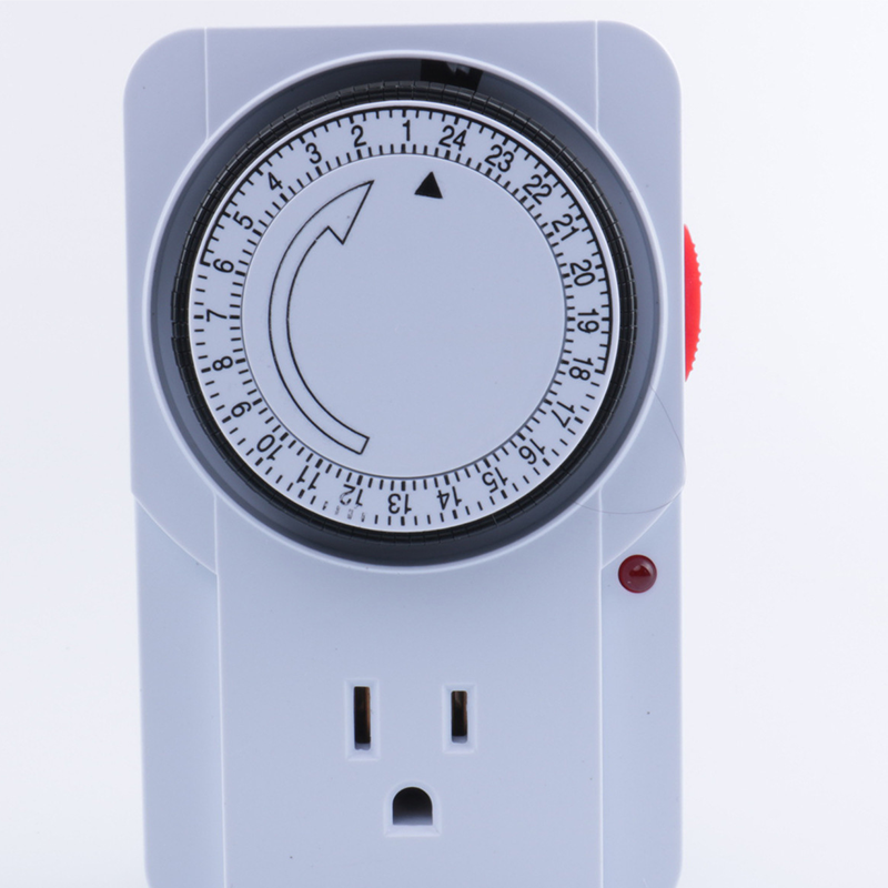 24-Hour Mechanical Plug-in Timer Socket